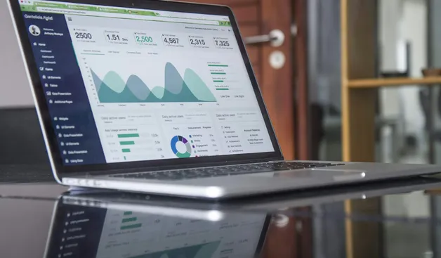 User interface design for a SaaS dashboard, showcasing intuitive user flows and engagement features.